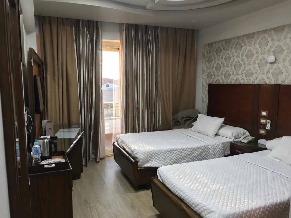 Dolphin Ras El-Bar Hotel エクステリア 写真